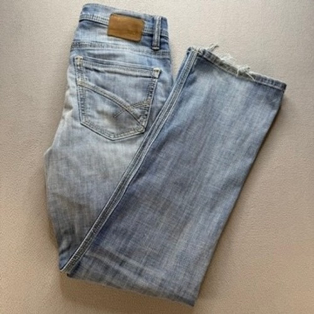 BKE Jeans Mens 33x34 Blue Jake Slim Straight Distressed Ripped Denim Grunge